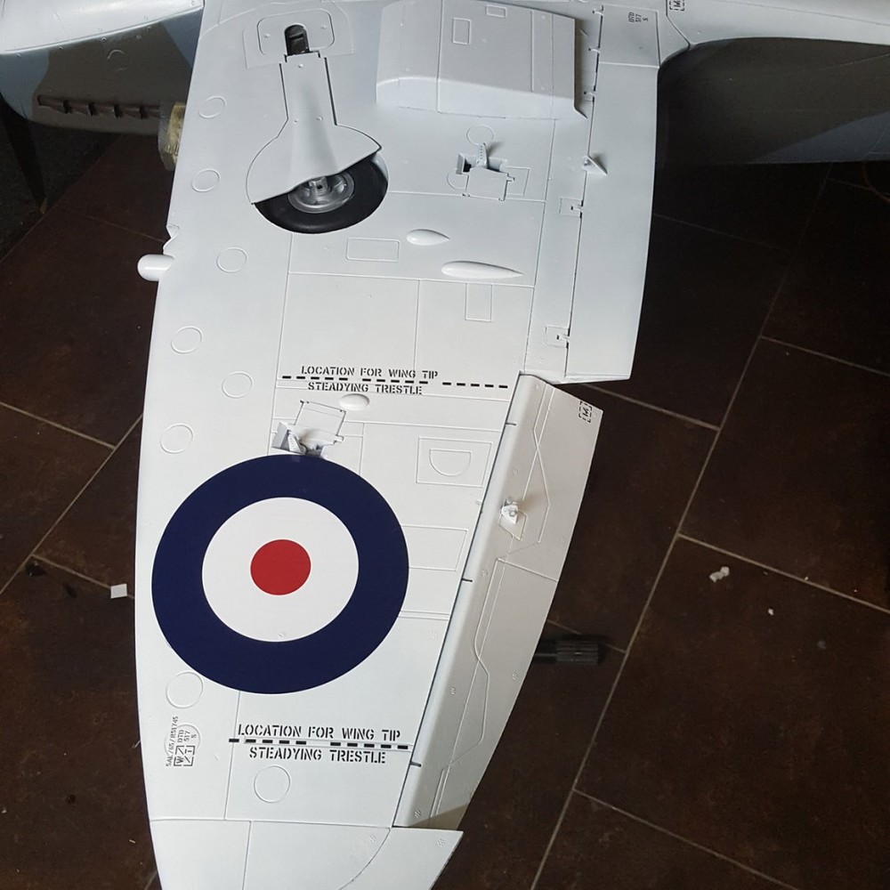 FlightLine Spitfire Mk.IX 1600mm