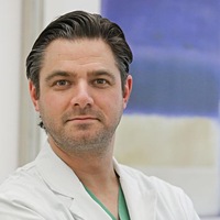 Dr