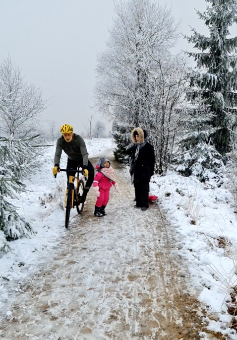 La vidéo du « Cycliste des Fagnes » relevait de la liberté d'expression, contribuait  à un sujet d’intérêt général et n’était dès lors pas fautive